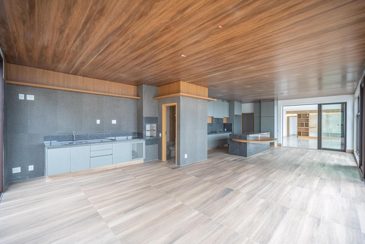 Cobertura penthouse à venda com 4 suítes no Setor Bueno com piscina privativa