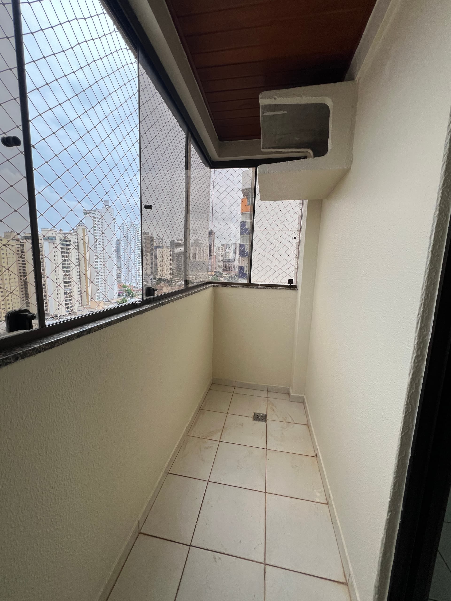 Apartamento com 4 quartos à venda no Setor Bueno