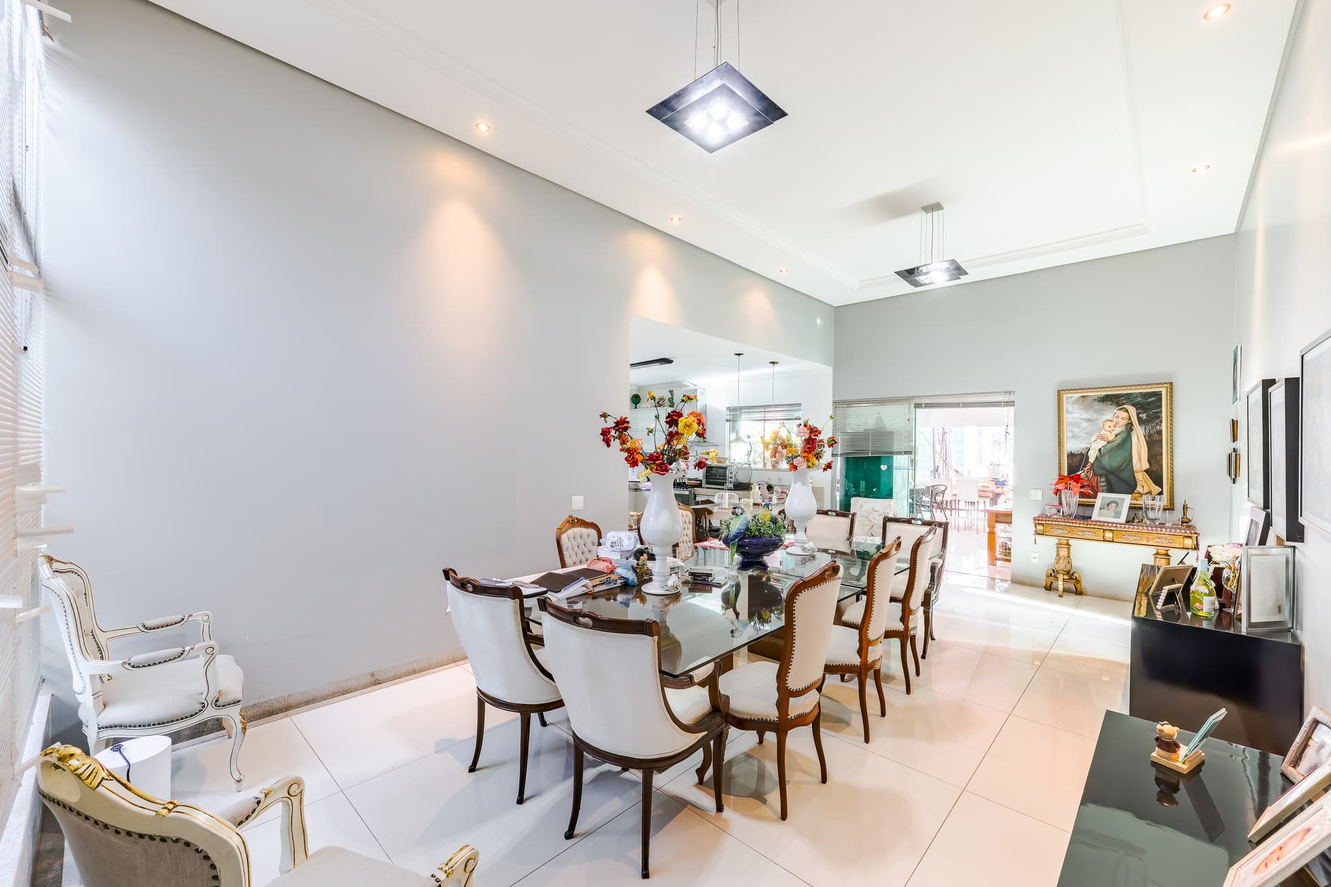 Casa térrea com 4 suítes à venda no Alphaville Cruzeiro