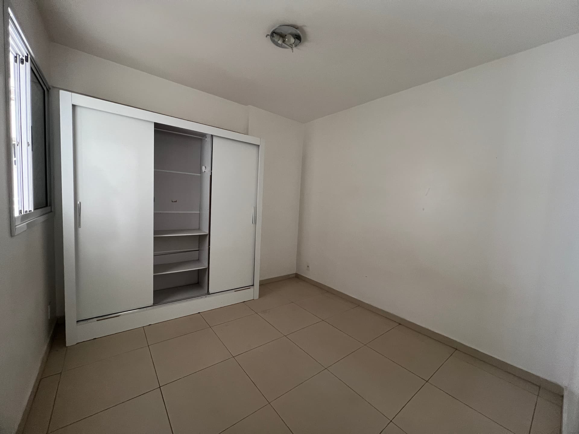 Apartamento à venda com 1 suíte no Setor Bueno