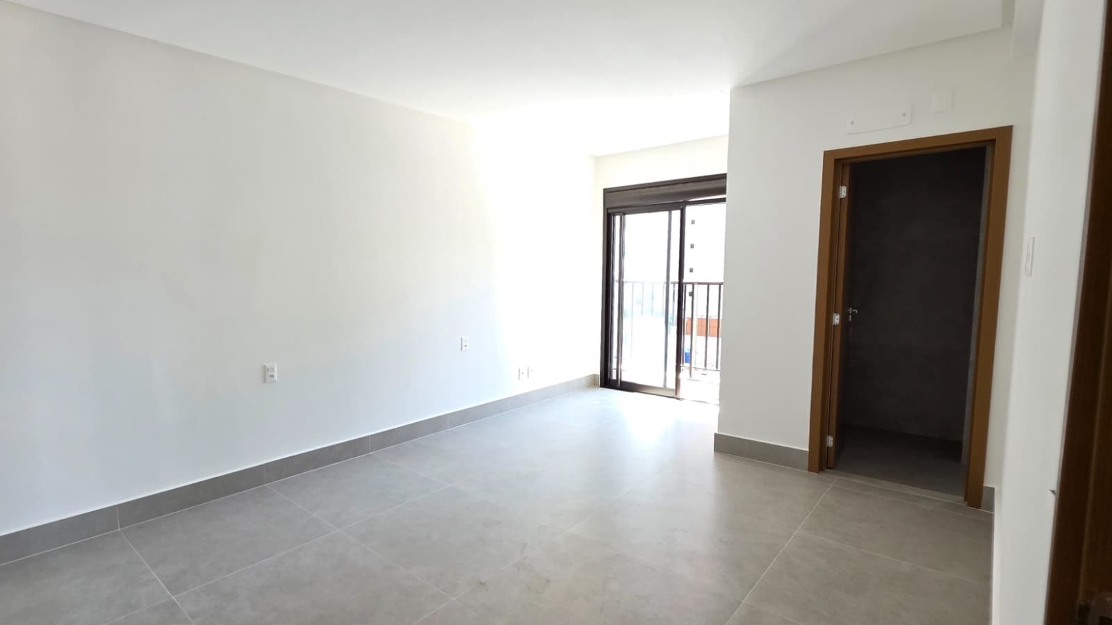 Apartamento à venda com 3 suítes no Setor Marista