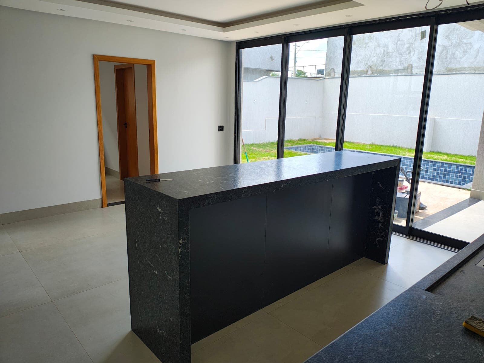 Casa à venda com 4 suítes no Jardins Bolonha