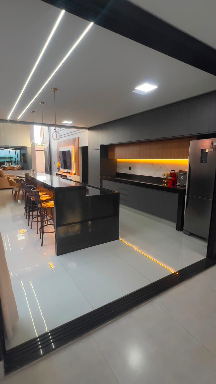 Casa à venda com 2 suítes no Residencial Havaí