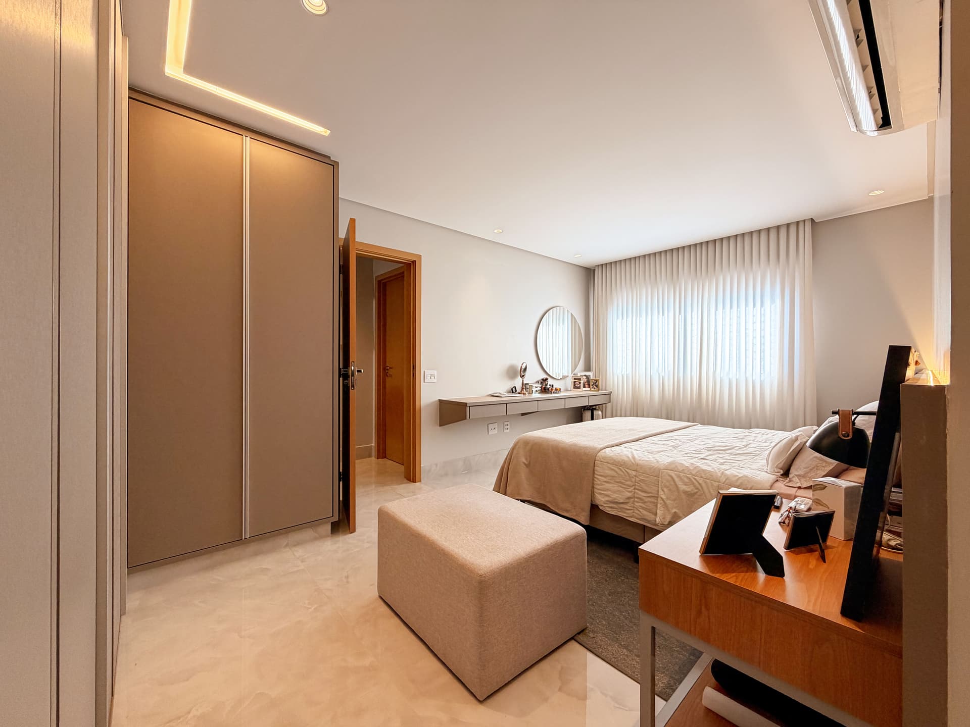 Apartamento de alto padrão com 3 suítes no Setor Marista