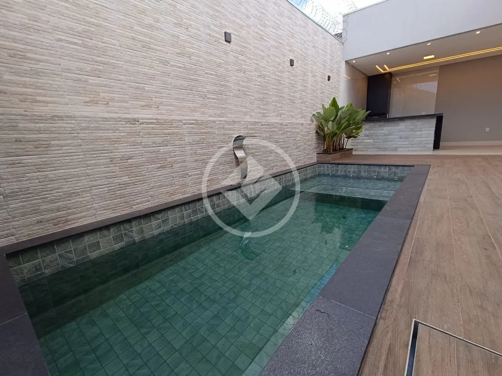 🏡 Casa Térrea de Alto Padrão à Venda no Residencial Flamingo