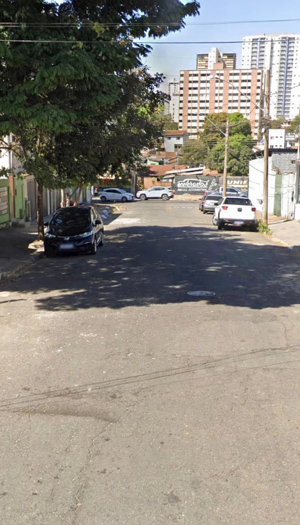 Casa com barracão à venda com 3 quartos no Setor dos Funcionários