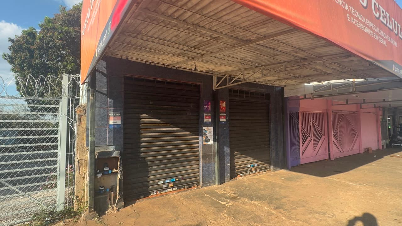 Área comercial à venda no Setor Balneário Meia Ponte