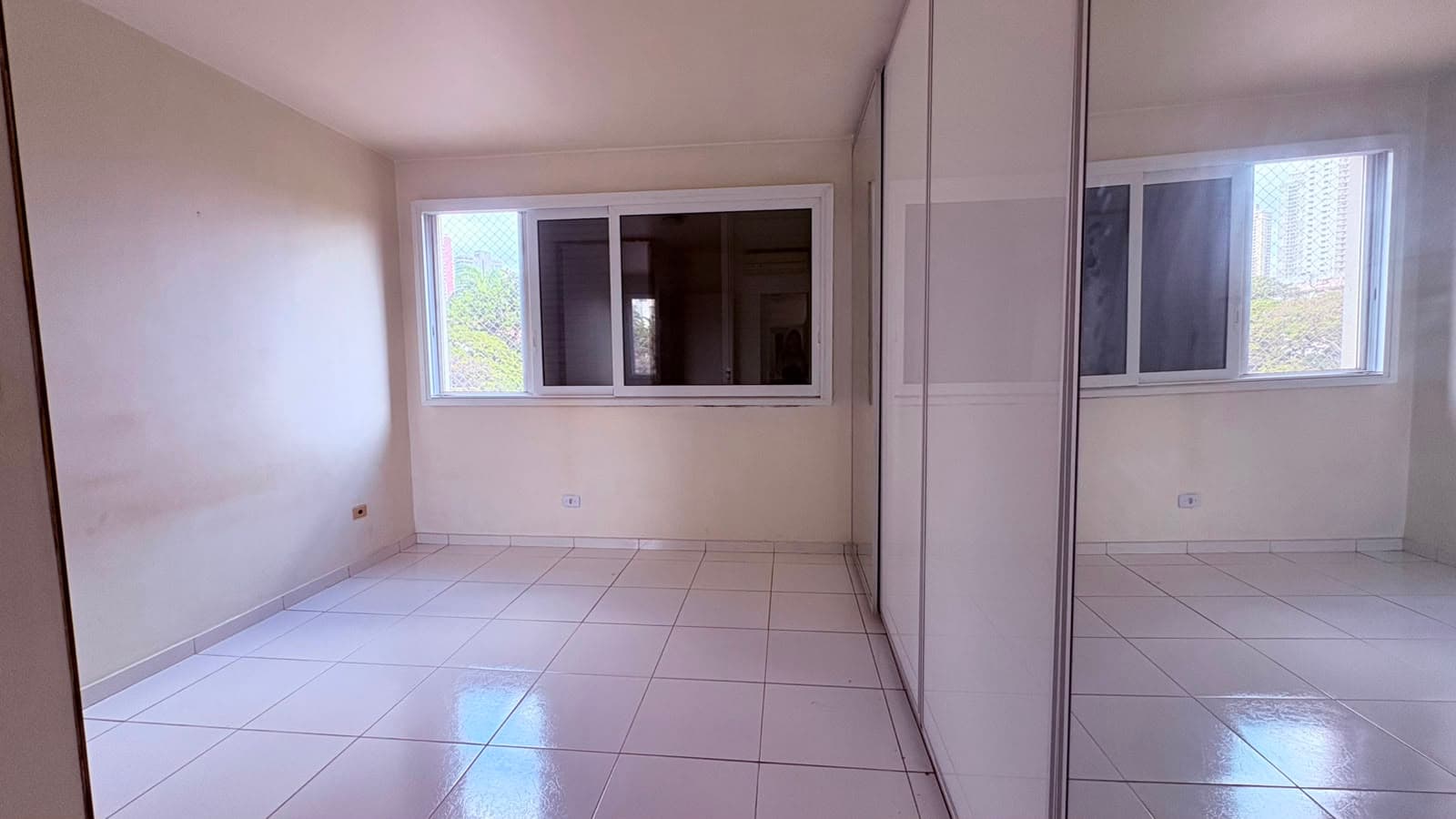Apartamento à venda com 3 quartos, 1 suíte, 3 vagas de garagem, no Setor Marista