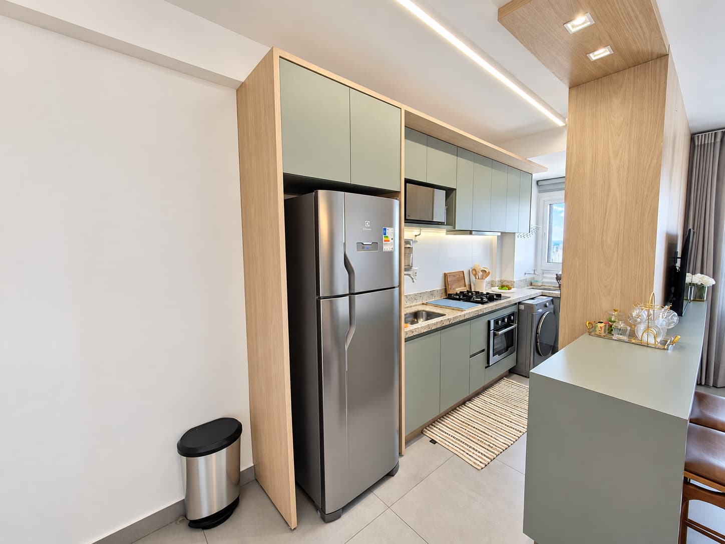 Apartamento decorado e mobiliado com 1 suíte à venda no Setor Central
