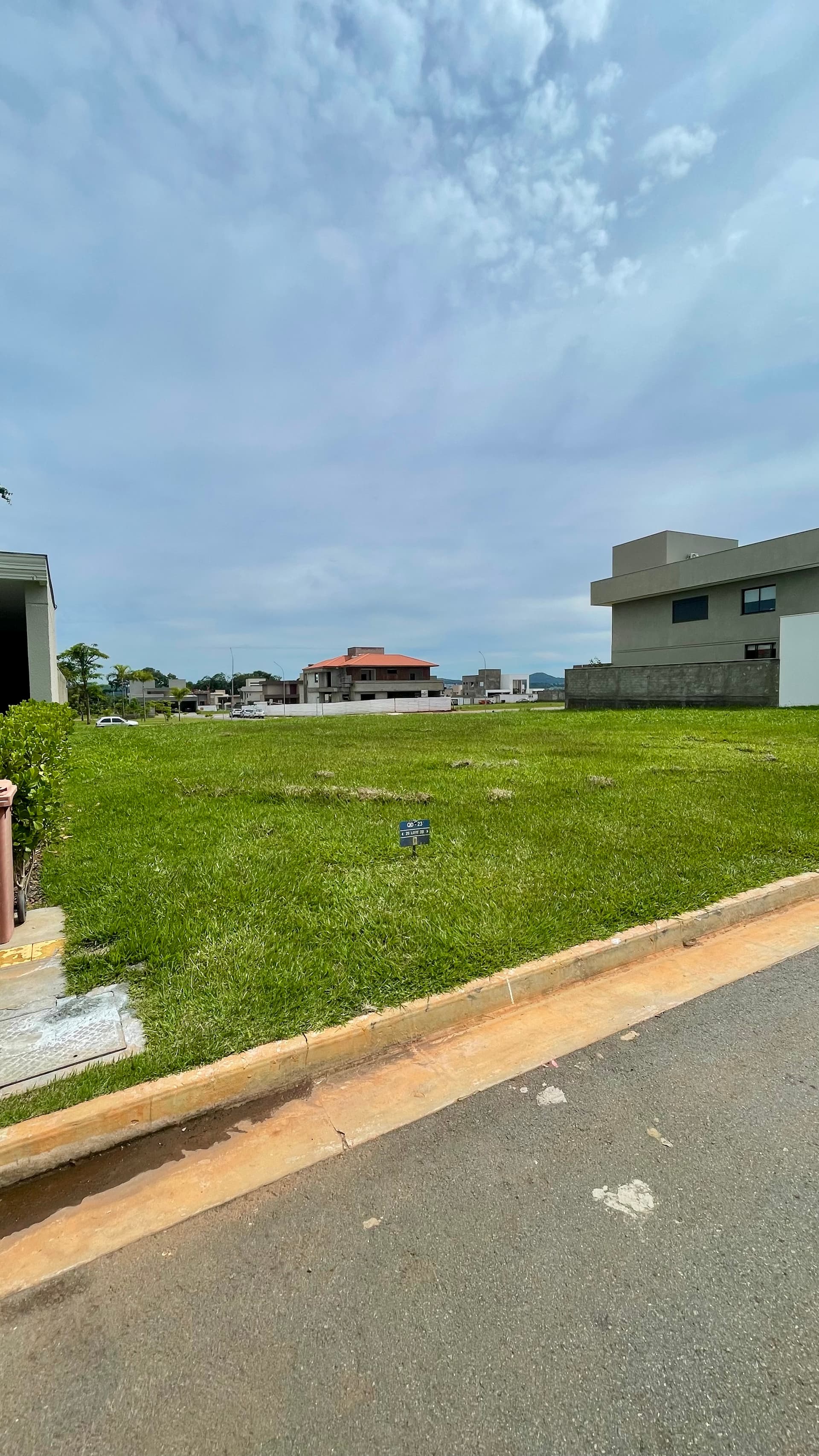 Área no Condominio Jardins França