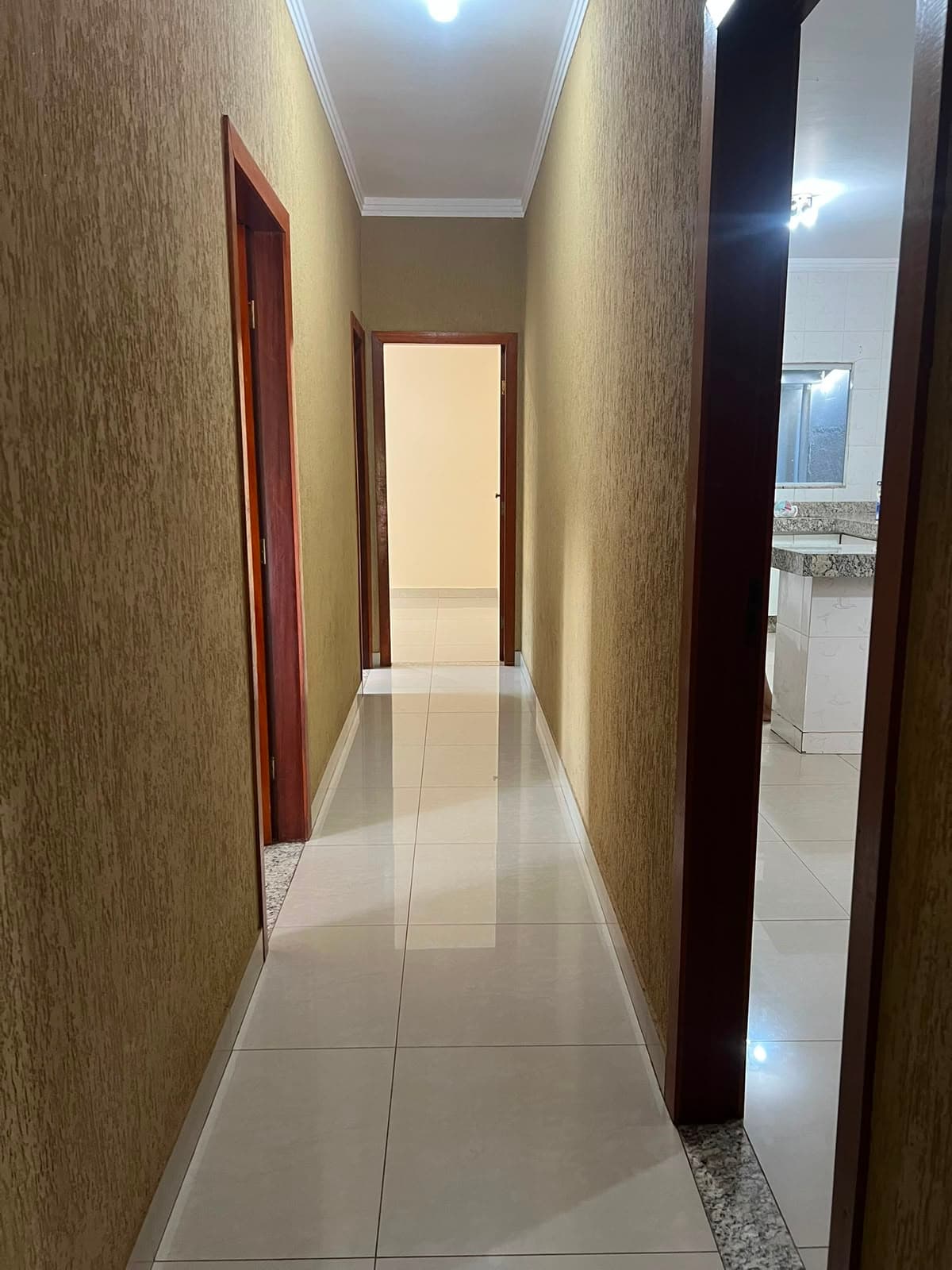 Casa com 2 quartos e 3 vagas à venda no Jardim Sônia Maria