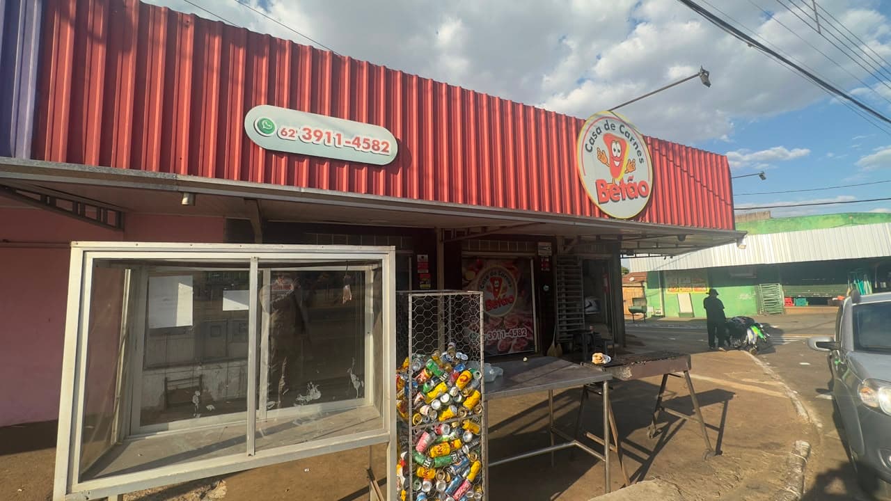 Área comercial à venda no Setor Balneário Meia Ponte