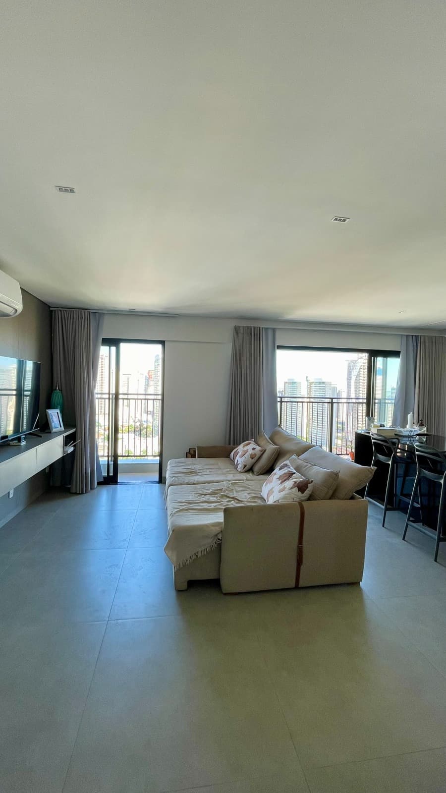 Apartamento à venda com 2 suítes plenas no Setor Marista