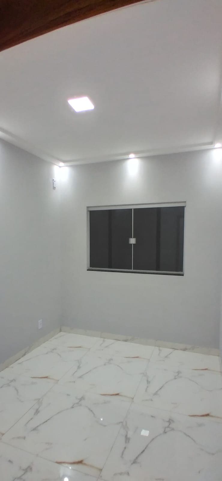 Casa Moderna com 3 Quartos e Entrada Facilitada no Residencial Canadá