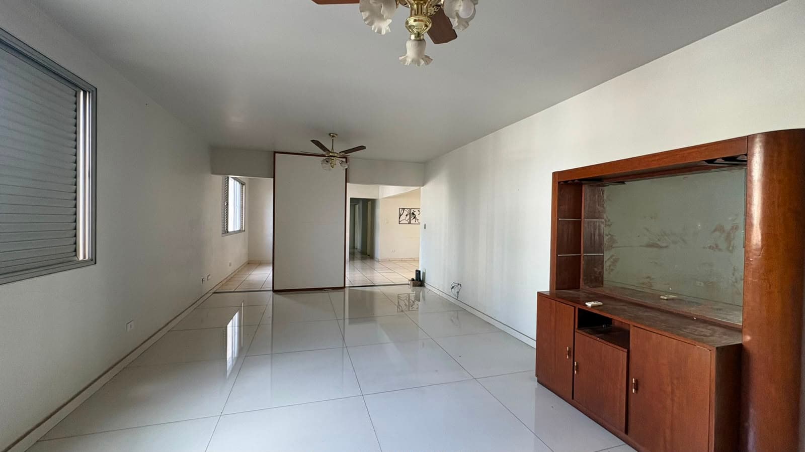 Apartamento à venda com 3 quartos, 1 suíte, 3 vagas de garagem, no Setor Marista