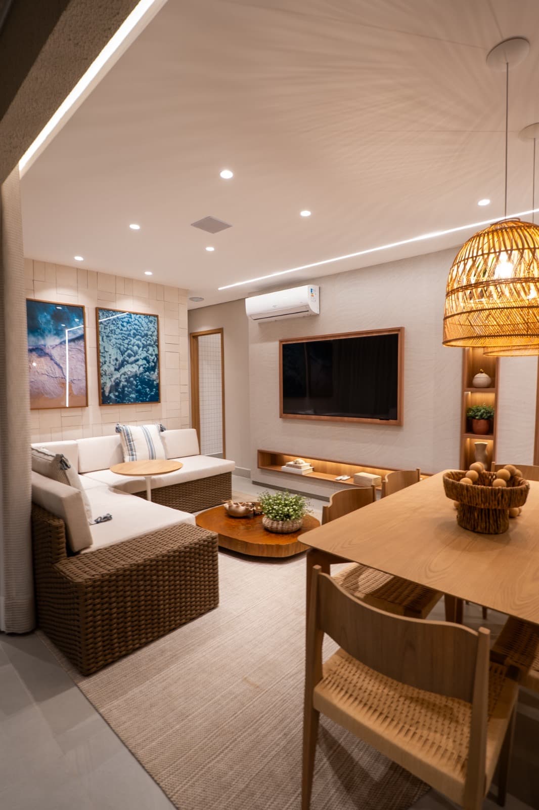 Apartamento com 3 suítes à venda no Setor Vila Rosa