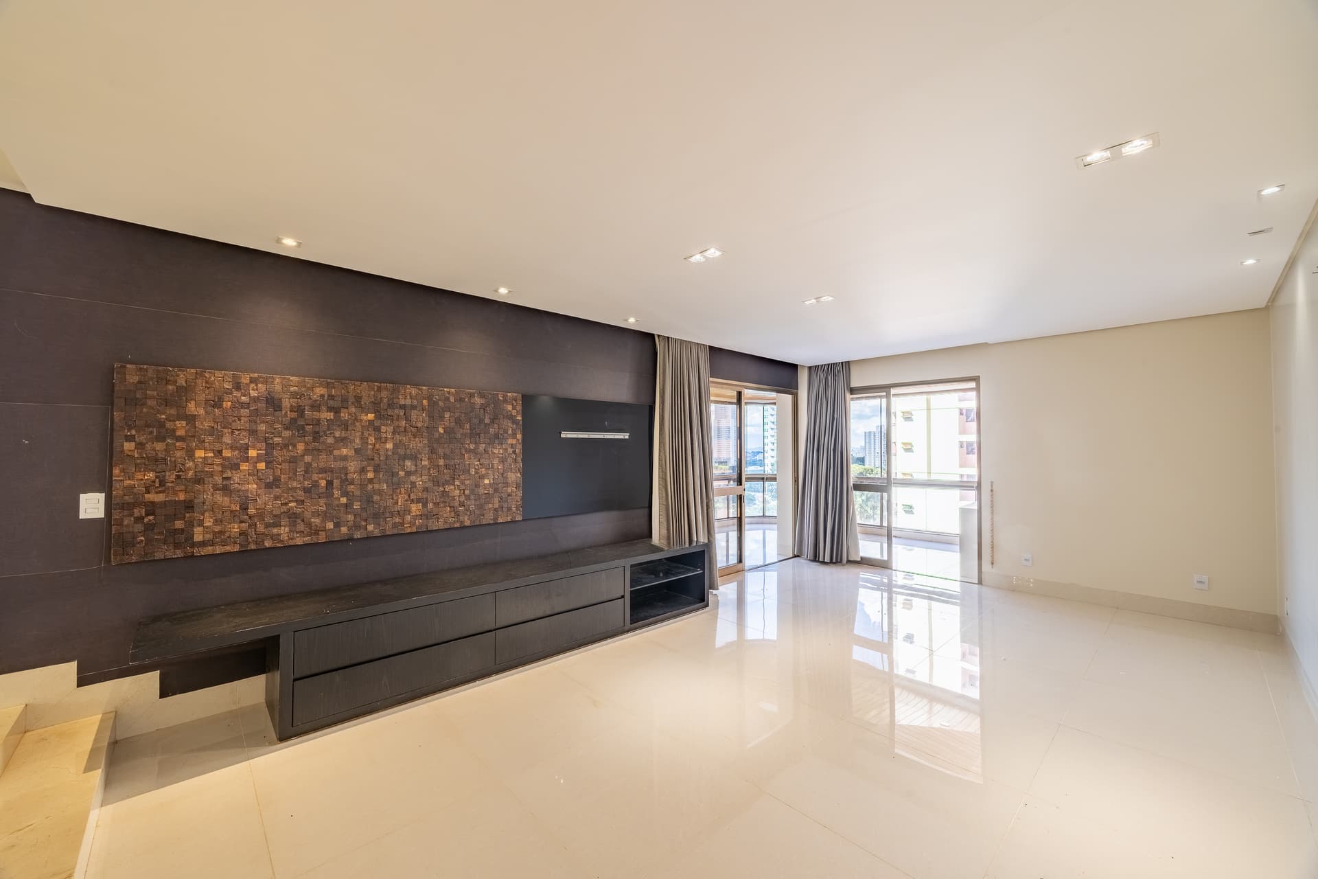 Apartamento com 2 suítes à venda no Setor Bueno
