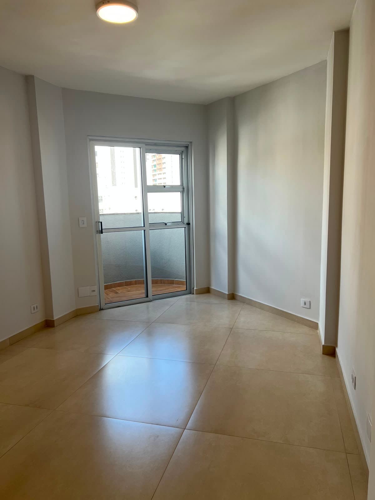 Apartamento nascente com 1 suíte à venda no Setor Oeste