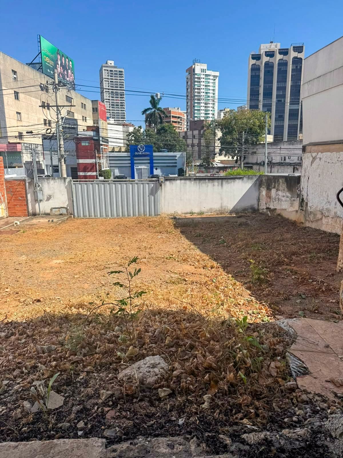 Lote à venda na Av 85 Setor Sul