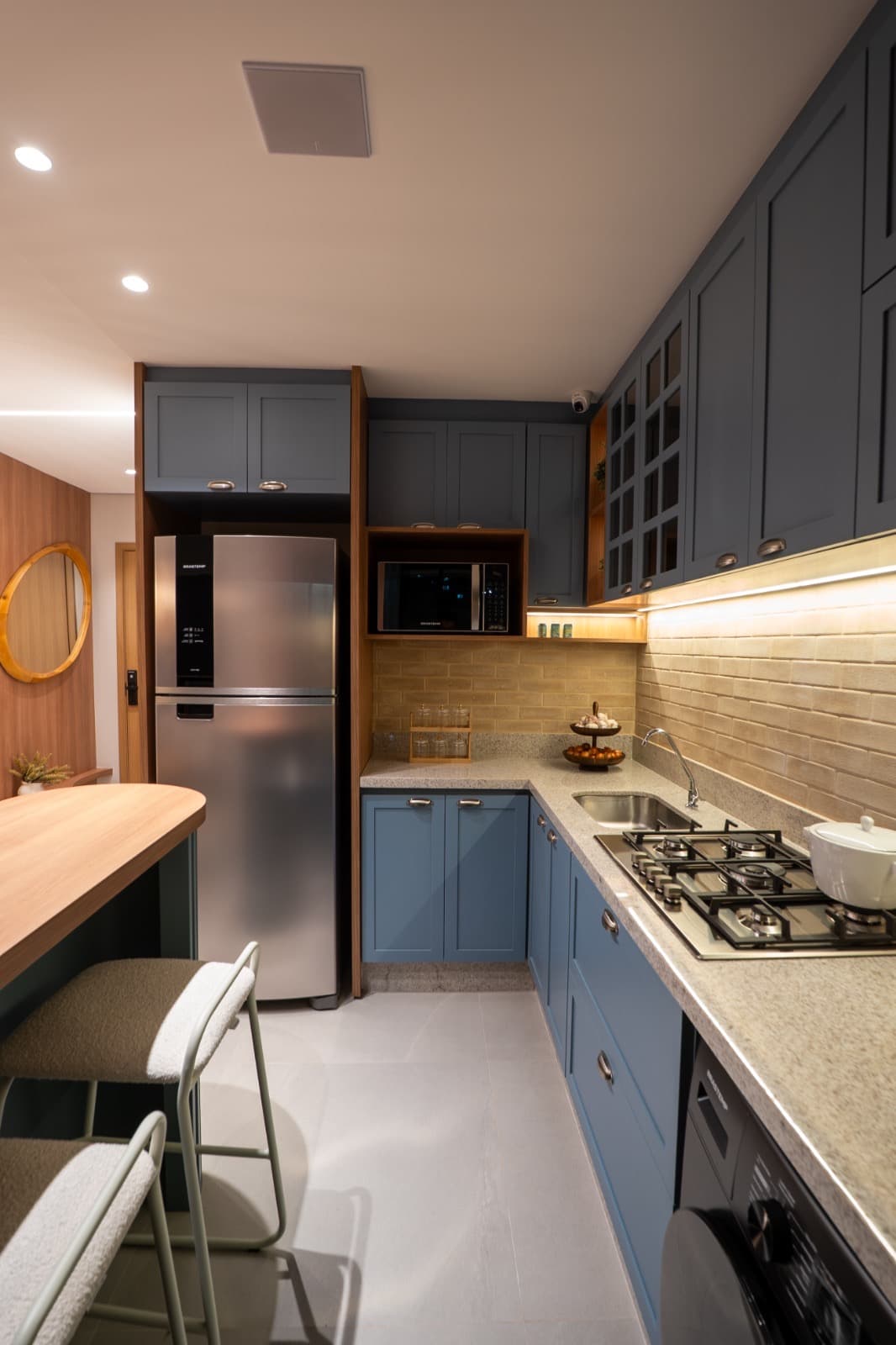 Apartamento com 3 suítes à venda no Setor Vila Rosa