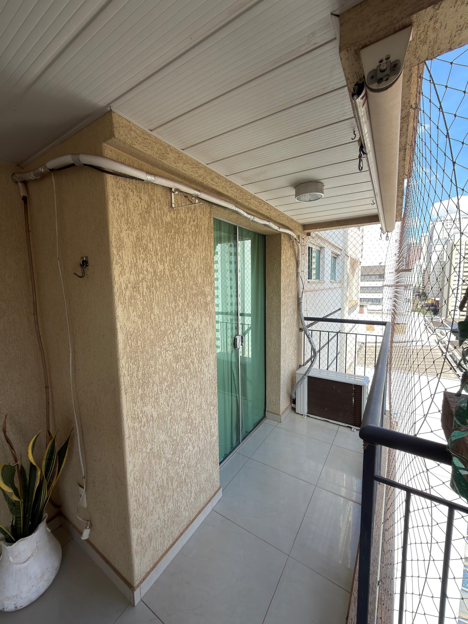APARTAMENTO 3 SUÍTES, MOBILIADO NO SETOR BUENO
