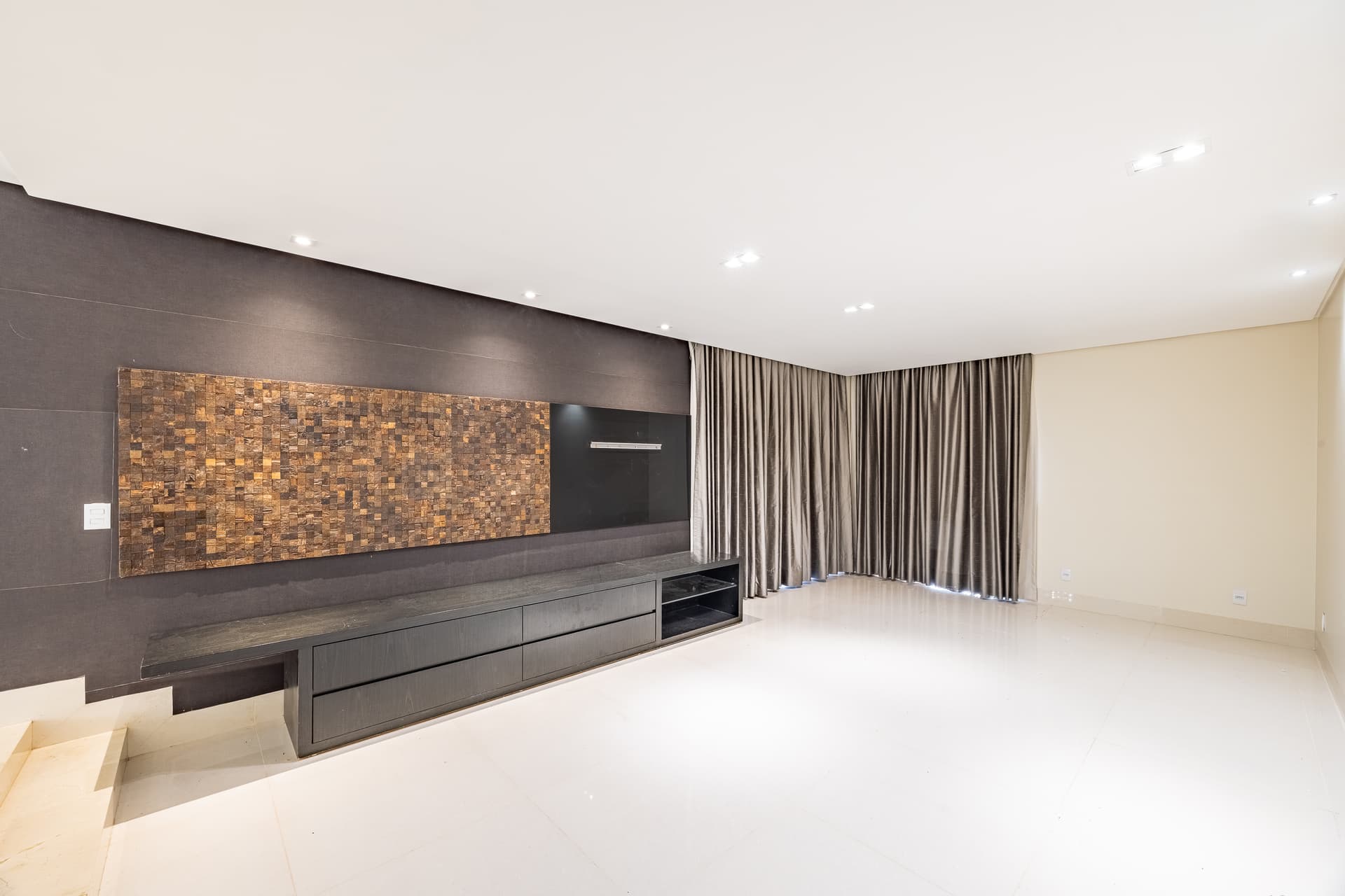 Apartamento com 2 suítes à venda no Setor Bueno