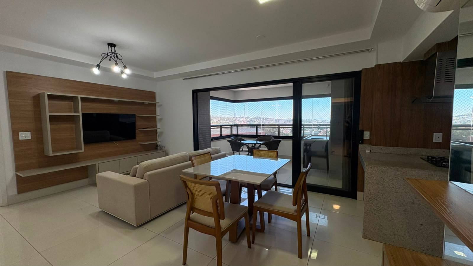 Apartamento à venda 3 suítes plenas no Park Lozandes