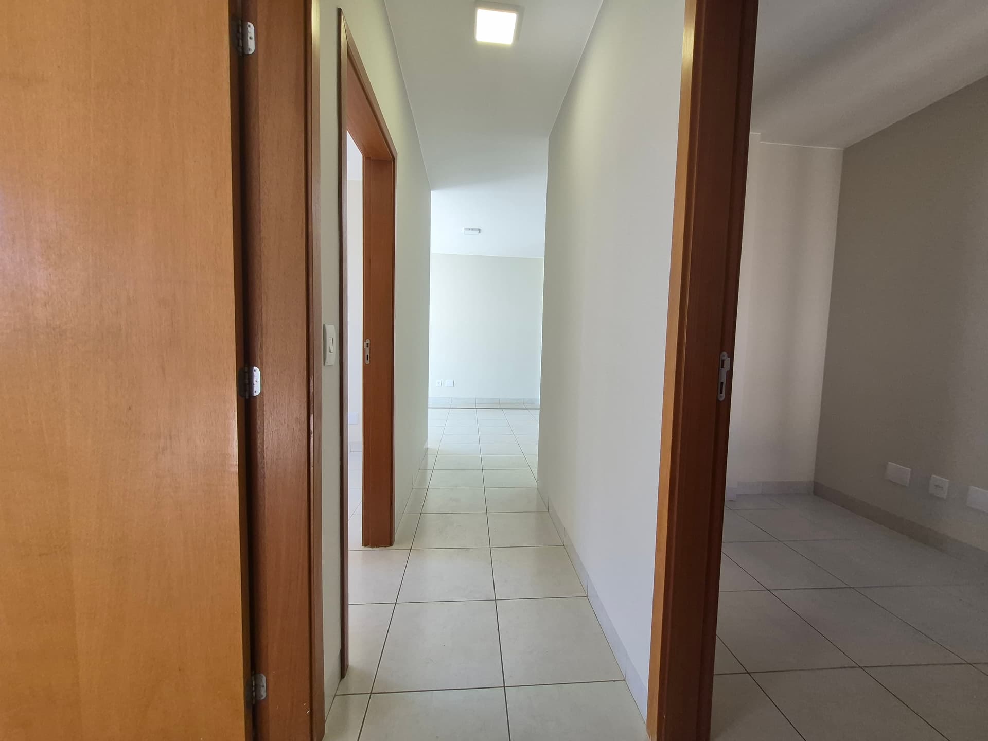 APARTAMENTO 3 QUARTOS NO ALTO DO SETOR BUENO