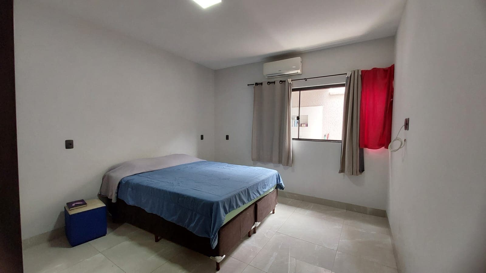 Casa à venda com 3 quartos, sendo 1 suíte e 2 vagas no Jardim Presidente