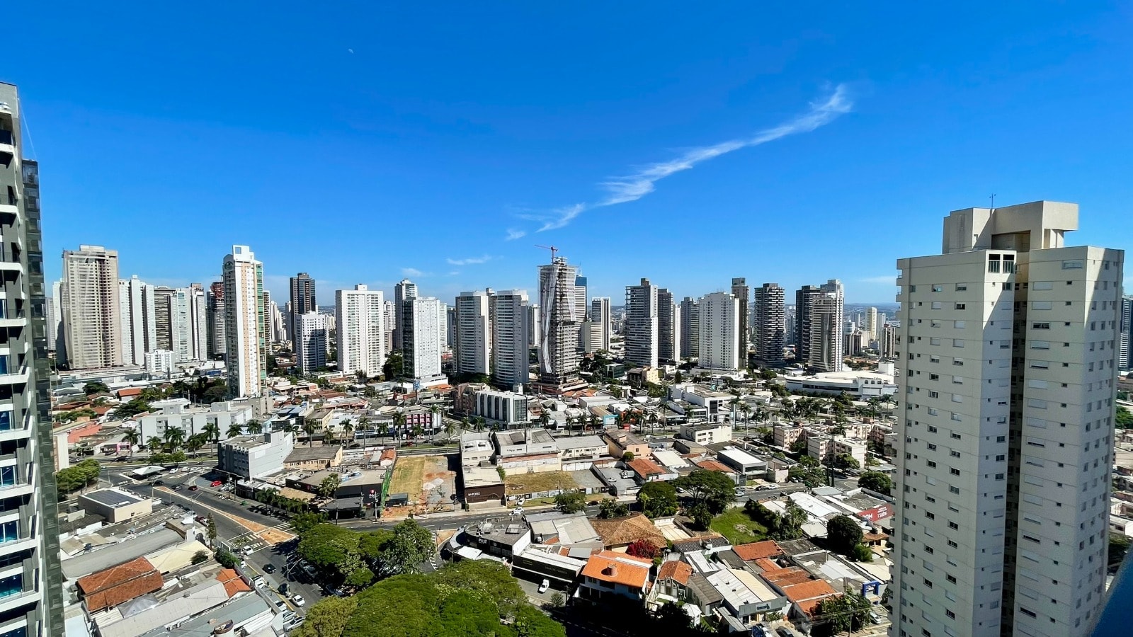 Apartamento à venda com 2 suítes plenas no Setor Marista