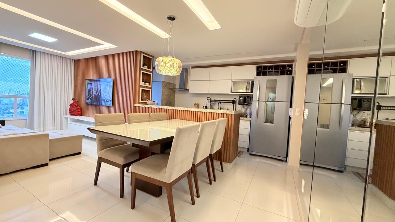 Apartamento nascente 3 suítes mobiliado à venda no Setor Bueno