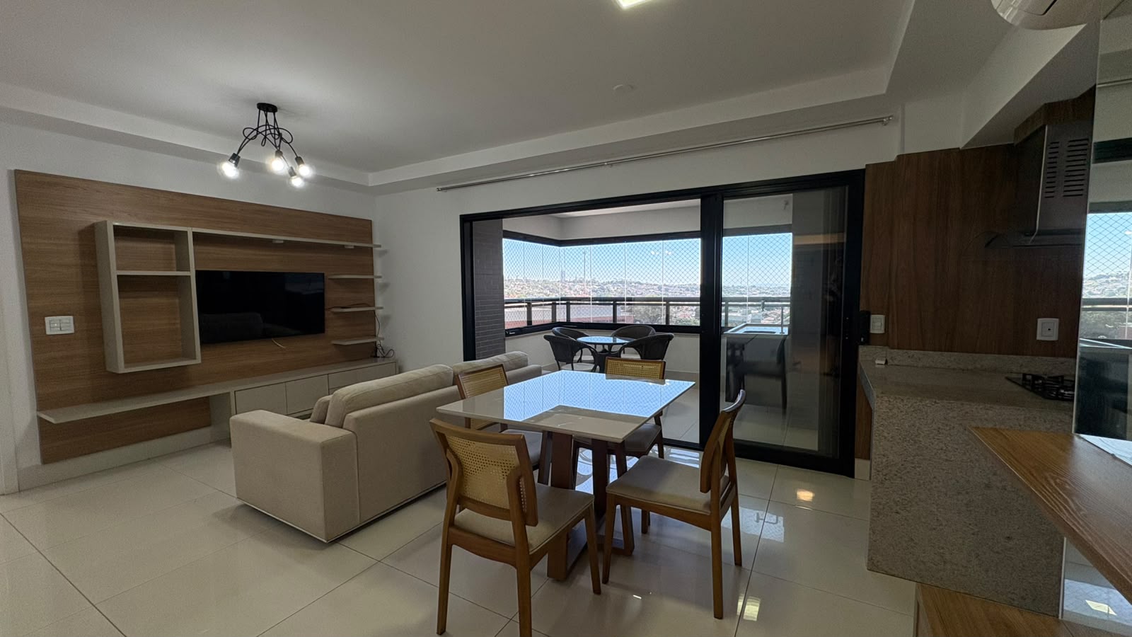 Apartamento à venda 3 suítes plenas no Park Lozandes
