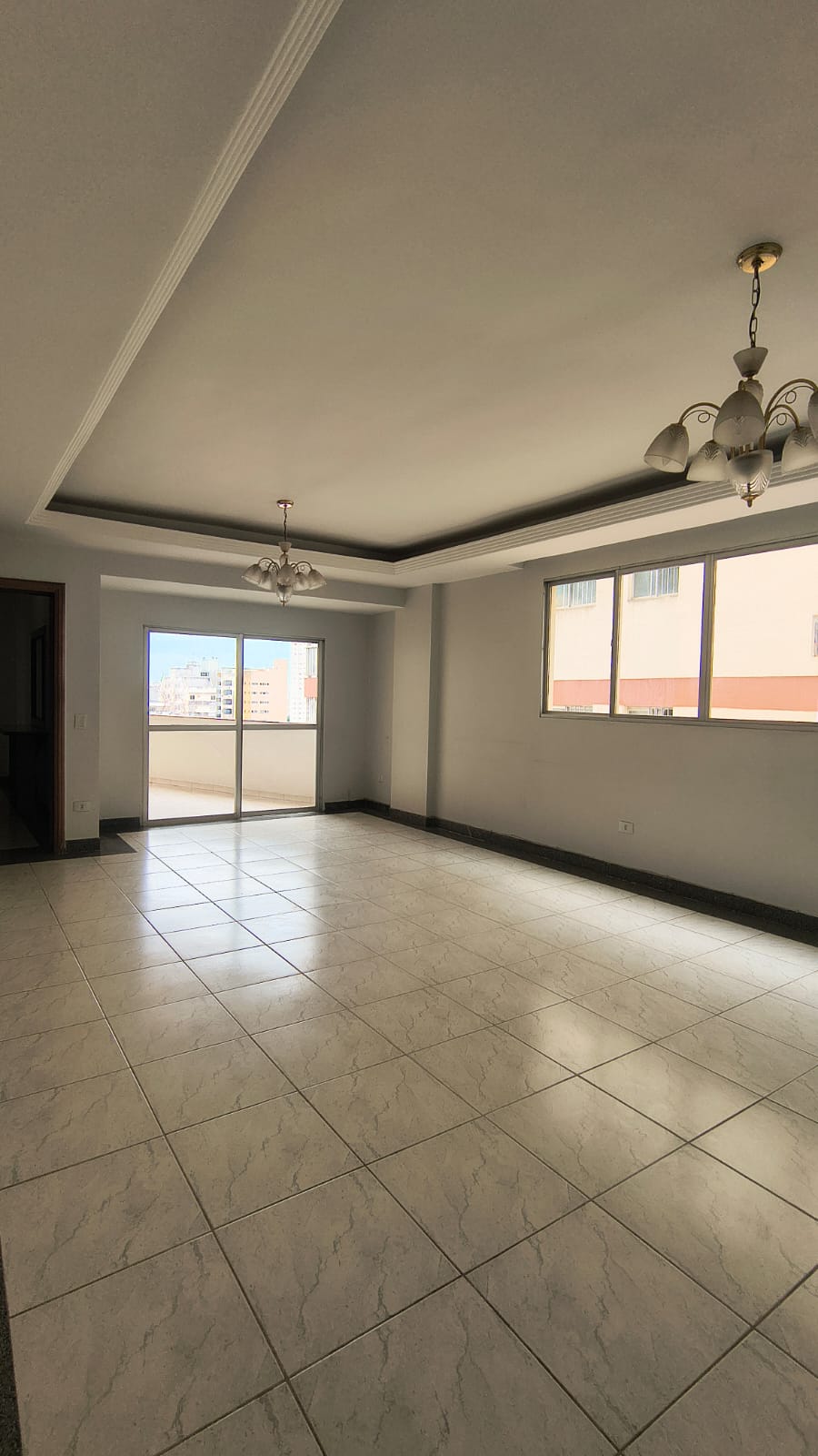 Apartamento 3 suítes à venda no Setor Oeste