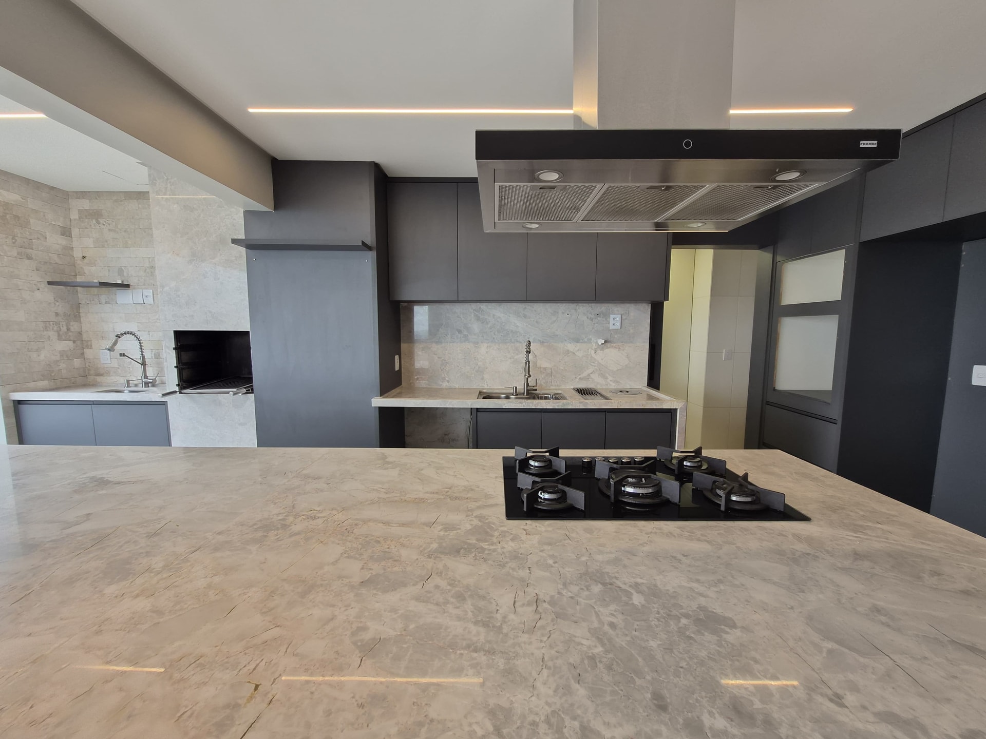 Apartamento Residencial Serra Dourada COD. 275802