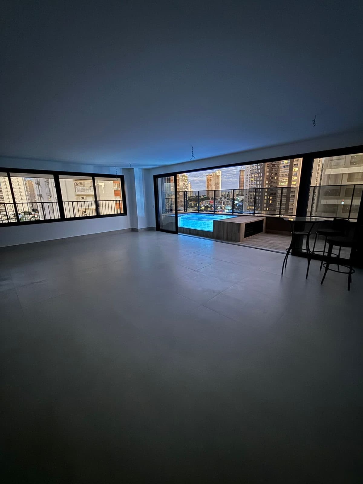 Apartamento com 4 suítes à venda no Setor Marista
