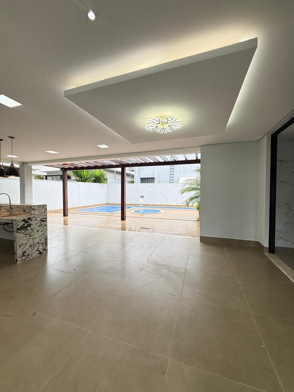 Casa à venda com 4 suítes no Portal do Sol Green