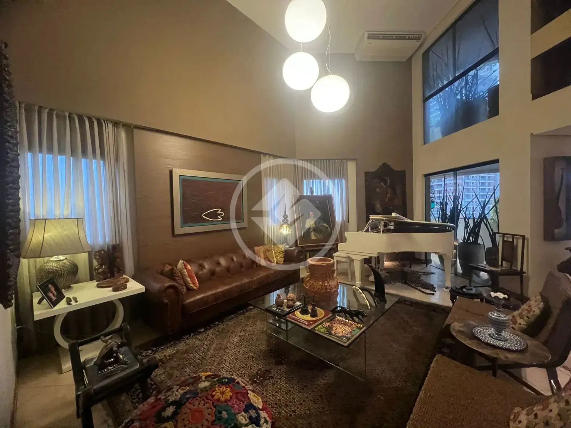 Cobertura duplex à venda com 3 suítes no Setor Marista