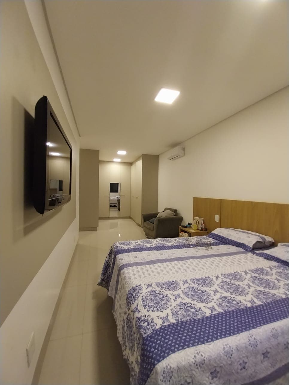 Casa à venda 6 Suítes em Hidrolândia