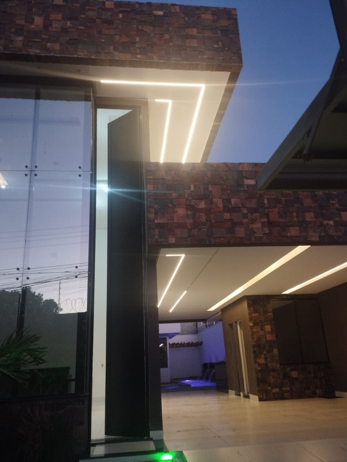 Casa Térrea de Alto Padrão à Venda no Setor Faiçalville