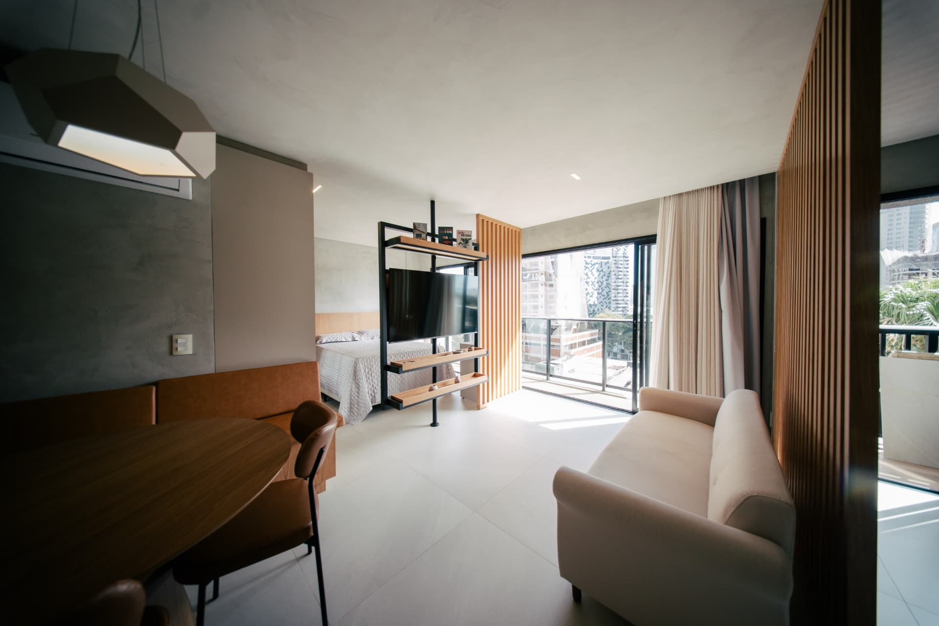 Apartamento mobiliado à venda com 1 quarto no Gyro Rooftop, Setor Marista