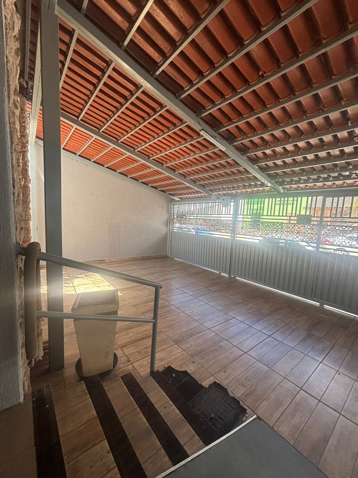 Sobrado Comercial ou Residencial - Setor Coimbra