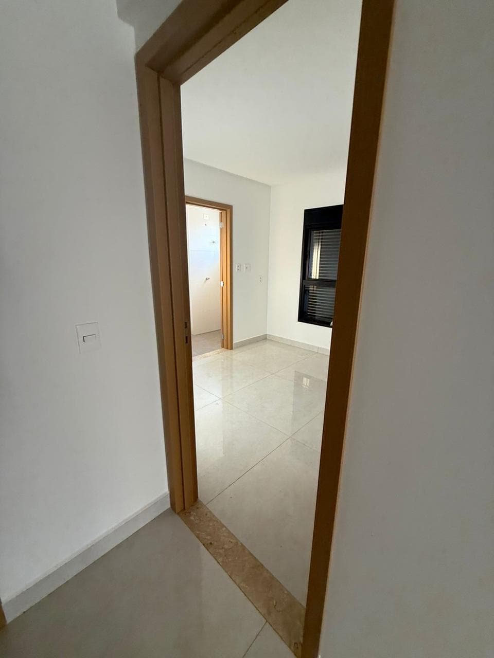 Apartamento no Cristal tower