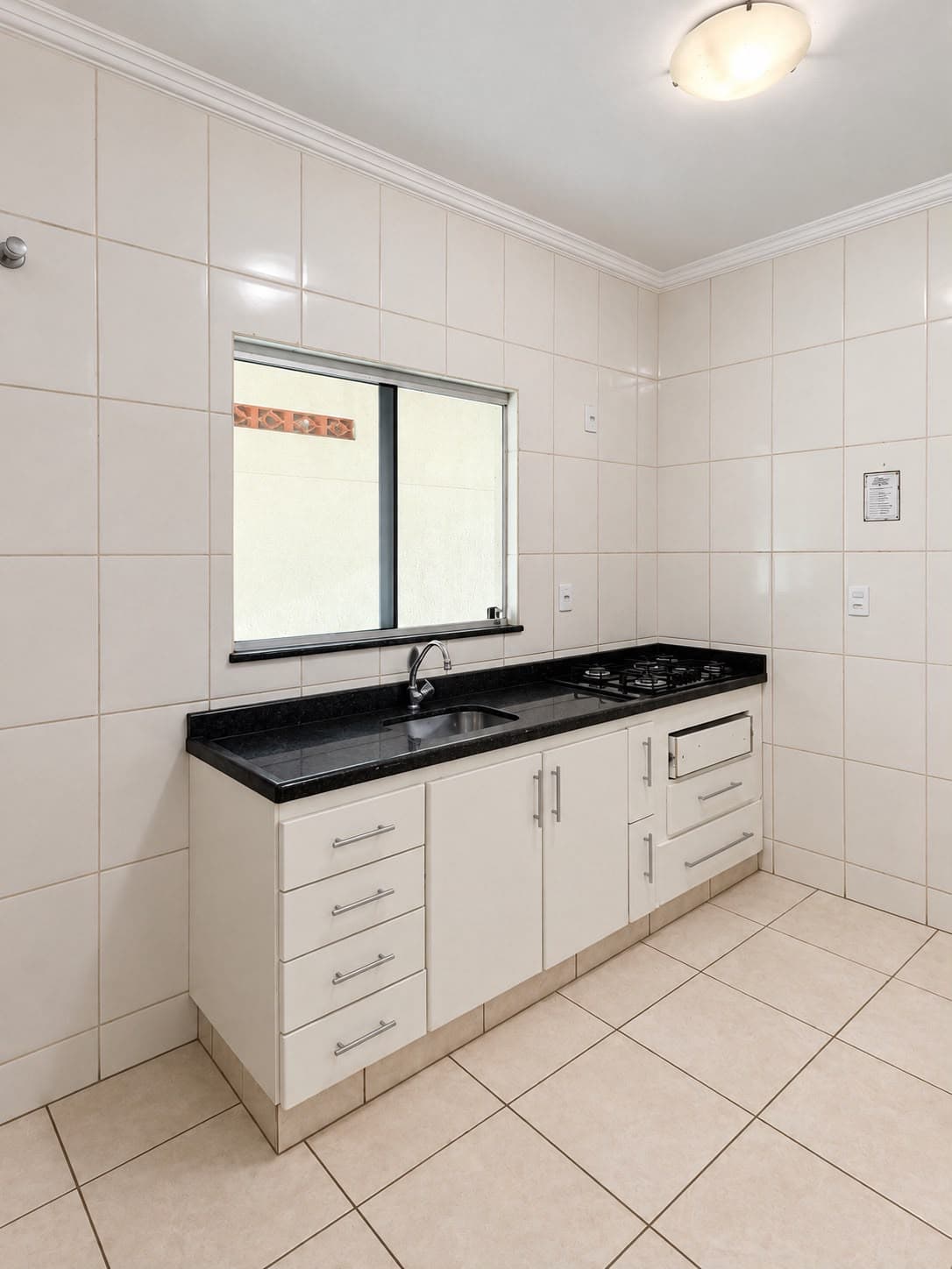 Casa à venda com 3 quartos e 1 suíte no Jardim Imperial