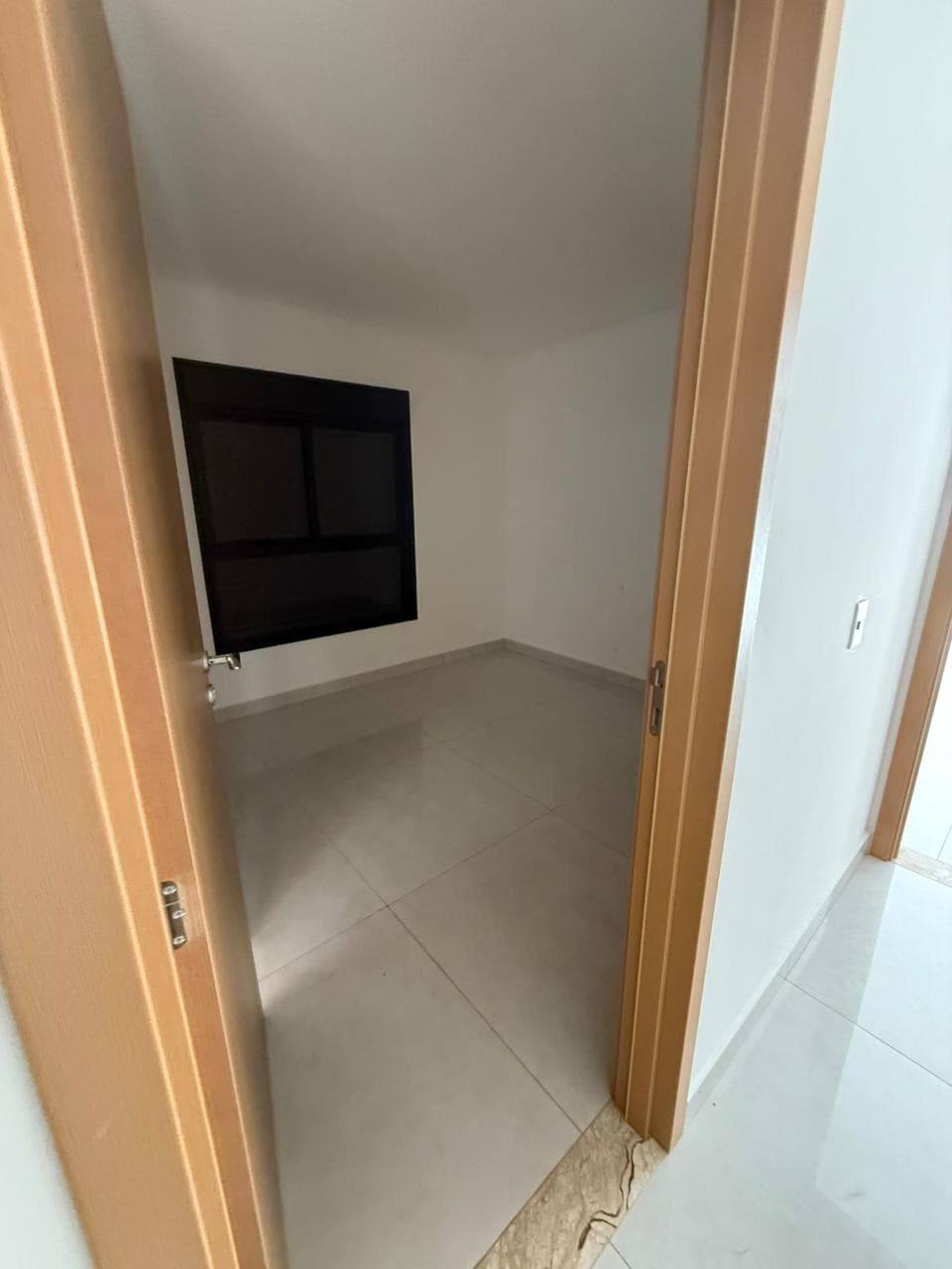Apartamento no Cristal tower