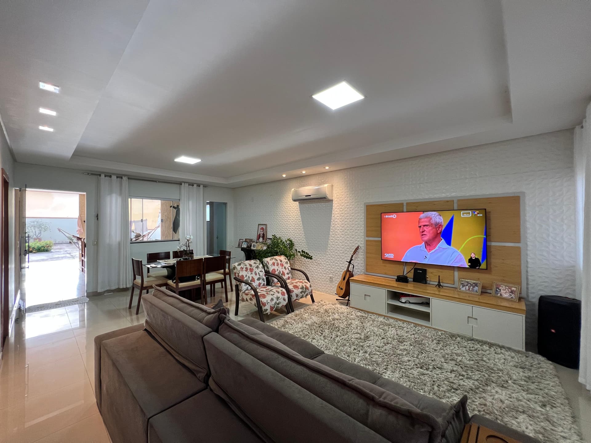 Casa nascente 3 suítes à venda no Jardim América
