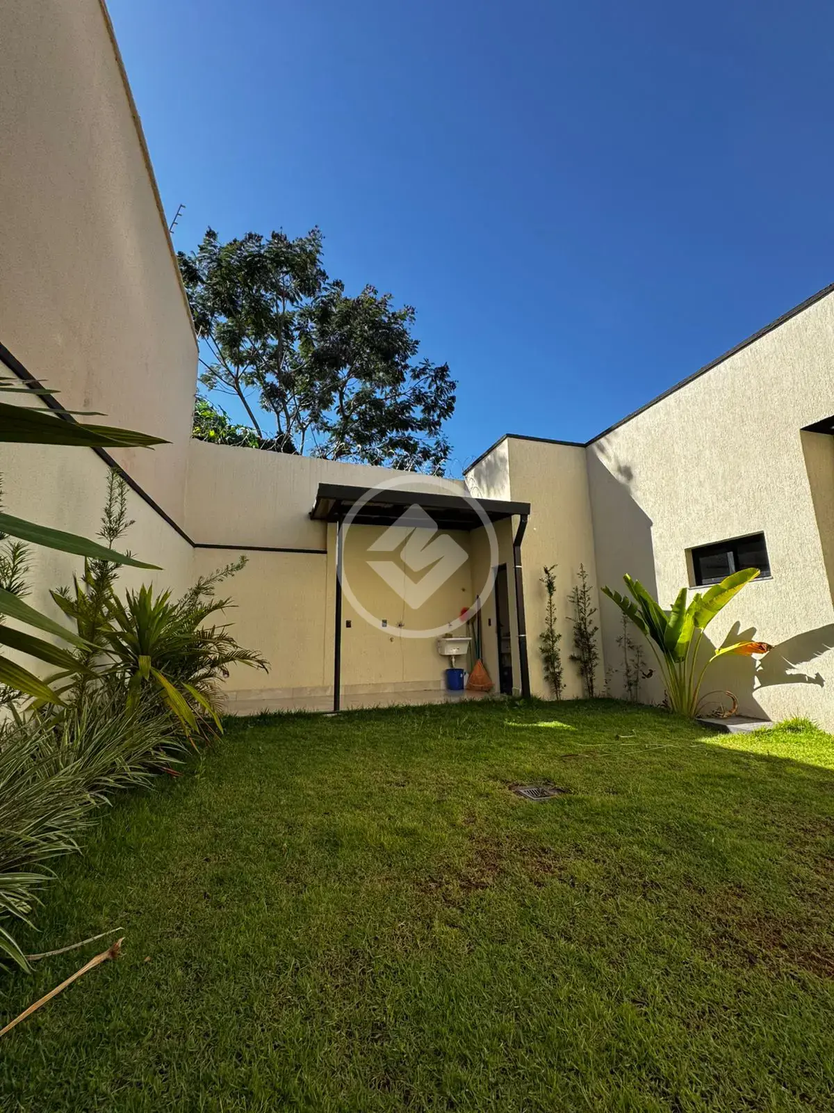 🏡 Casa Térrea de Alto Padrão à Venda no Veredas dos Buritis
