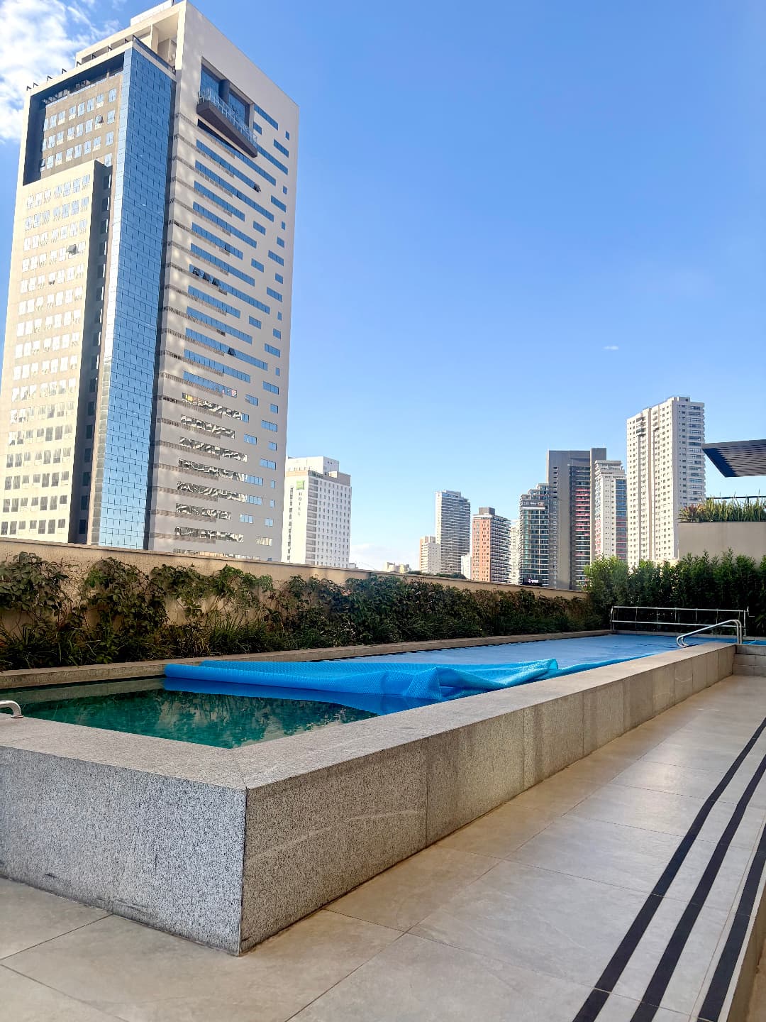 APARTAMENTO 3 SUITES MOBILIADO SETOR BUENO