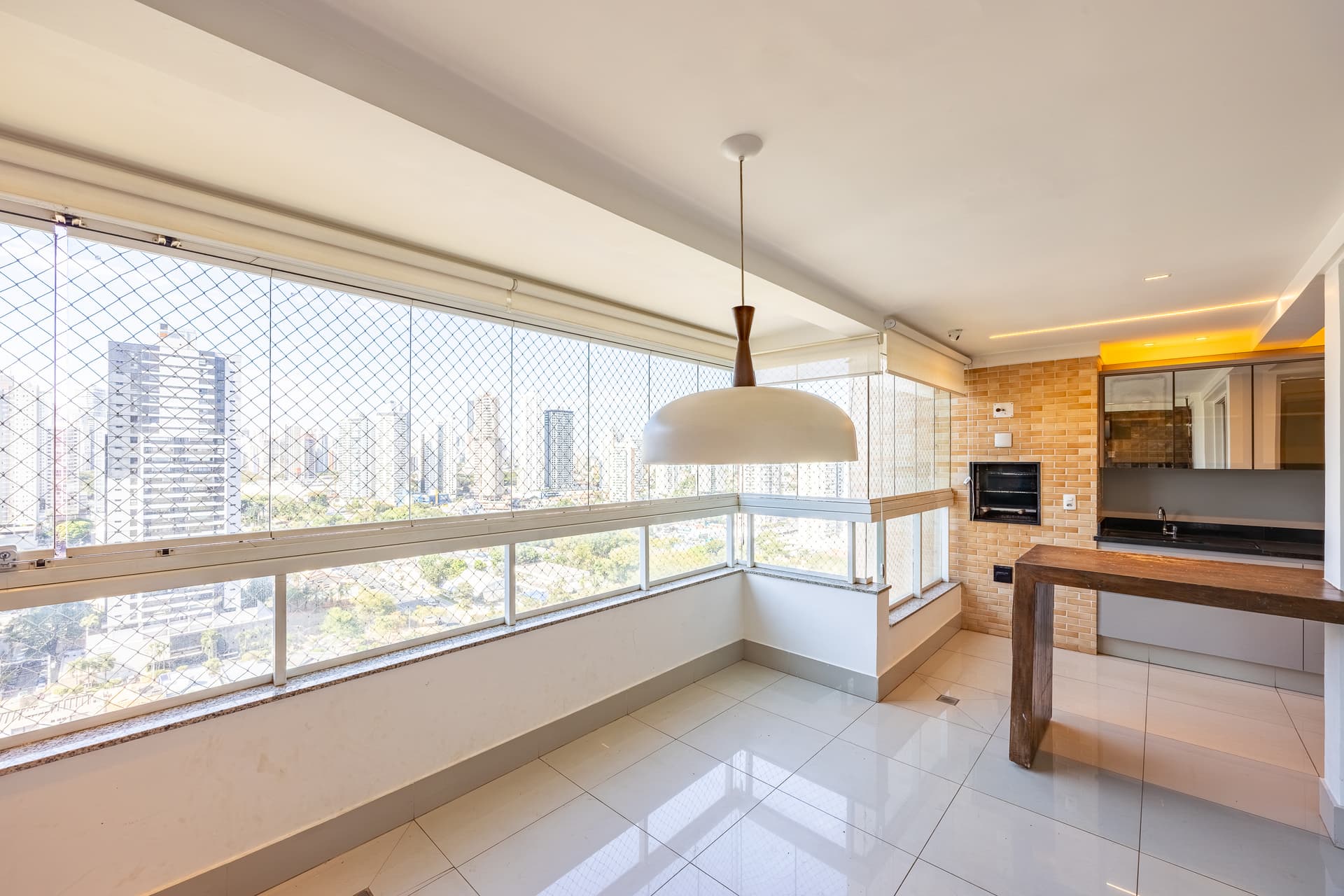 Apartamento nascente com 3 suítes à venda no Setor Bueno