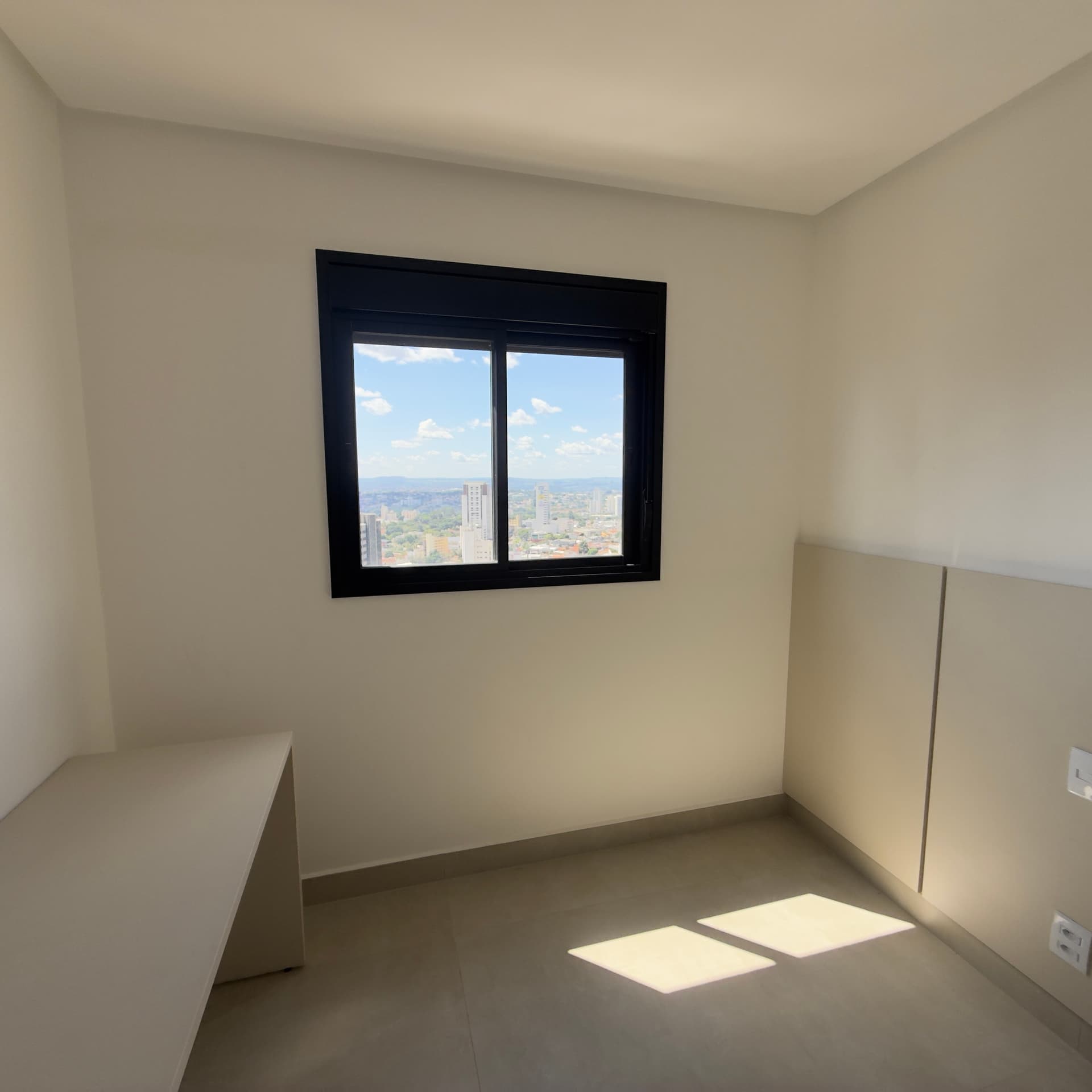 GOLDEN PARK 303