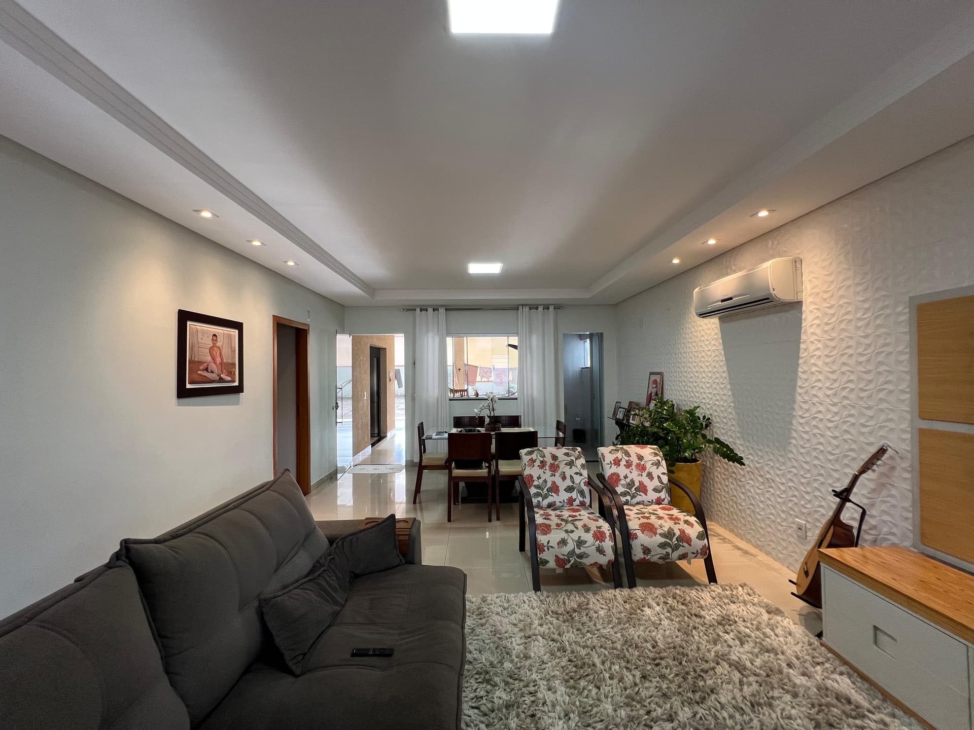 Casa nascente 3 suítes à venda no Jardim América